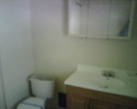 Rent-To-Own This Beautiful 3 Bedroom Home For Only $1,000 in Kansas City, MO (Photo 6 of 8)