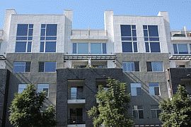 Eloquent 1 Bedroom Townhouse - Full of Upgrades in Cortez Hill in San Diego, CA