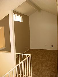 Amazing 2 Bedroom Condo Home with Loft and Vaulted Ceilings in Santa Clarita, CA (Photo 4 of 9)
