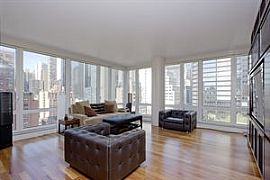 Ideal 1 Bedroom Apartment in the Magellan Building in Manhattan, NY (Photo 2 of 5)