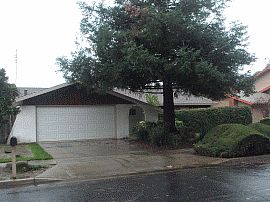 3 Bedroom, 2 Bath Home with Plenty of Shade and Pool in Fresno, CA