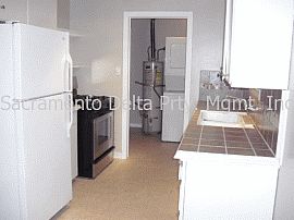 Remodeled 2 Bedroom Home with Gorgeous Fireplace in Sacramento, CA (Photo 2 of 2)