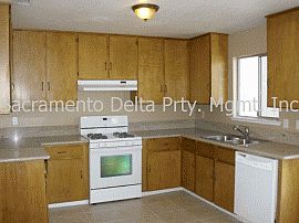 All Redone 4 Bedroom Home with All The Upgrades in Sacramento, CA (Photo 2 of 2)