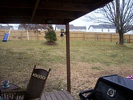 Home with 3 Bedrooms in Parkway School District in Ballwin, MO (Photo 2 of 9)