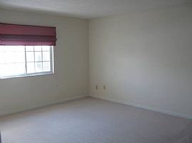 Spacious 2 Bedroom Condo with Elevator Access! in Groesbeck, OH (Photo 4 of 4)
