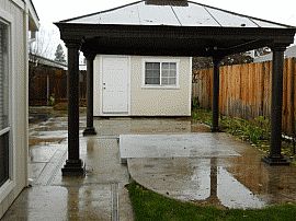 Pristine 3 Bedroom Home with Open Floor Plan in Sacramento, CA (Photo 2 of 3)