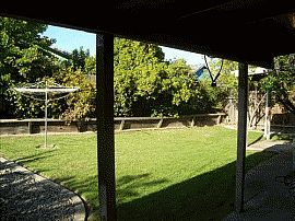 Delightful 3 Bedroom Home with Berber Carpet in Sacramento, CA (Photo 3 of 3)