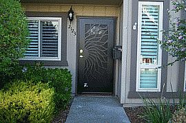 Upgraded 3 Bedroom Townhouse with Covered Parking in Sacramento, CA