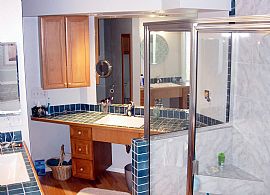 Breathtaking View Home - Gorgeous Space in Everett, WA (Photo 6 of 6)