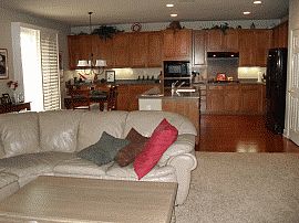 Beautiful 3 Bedroom Home with Upgraded Carpet in Sacramento, CA (Photo 2 of 3)