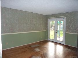 Cute 3 Bedroom Home with Fireplace and Garage  in Riverside, CA (Photo 6 of 10)