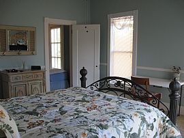 Beautiful 8 Bedroom Bed and Breakfast Mansion For Rent in Abilene, KS (Photo 12 of 12)
