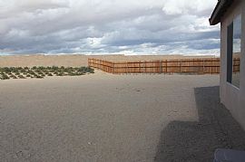 Immaculate 3 Bedroom Home with Den or 4 Bedrooms in Twentynine Palms, CA (Photo 2 of 3)