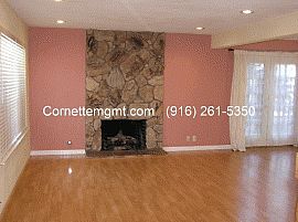 Marvelous 4 Bedroom Home with Big Kitchen in Sacramento, CA (Photo 2 of 3)