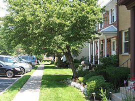 Spacious 3 Bedroom Townhouse with Great Fireplace! in Suffern, NY