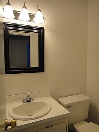 Spacious 3 Bedroom Townhouse with Great Fireplace! in Suffern, NY (Photo 12 of 12)