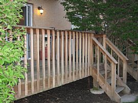 Spacious 3 Bedroom Townhouse with Great Fireplace! in Suffern, NY (Photo 5 of 12)