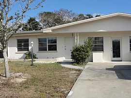Charming 3 Bedroom Duplex Apartment - Near Missouri Avenue in Largo, FL