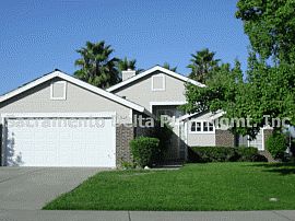 Amazing 3 Bedroom Home with 2 Sided Fireplace  in Sacramento, CA