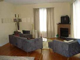 Cozy 2 Bedroom Condo with Heated Garage in Jefferson Park in Chicago, IL (Photo 4 of 4)