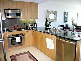 Fabulous 1 Bedroom Condo in The Metropolitan Apartment Building in San Francisco, CA (Photo 4 of 6)