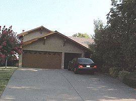 Extravagant 3 Bedroom Home with Tons of Upgrades in Sacramento, CA