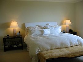 Comfy, Furnished 1 Bedroom Condo on 603 Ocean Avenue in Santa Monica, CA (Photo 4 of 7)