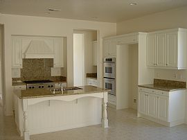 Large Craftsmen Style Home in Chula Vista, CA (Photo 3 of 6)