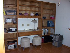 What'S Behind The Red Door? Great 3 Br+ Home! in Bella Vista, AR (Photo 3 of 8)