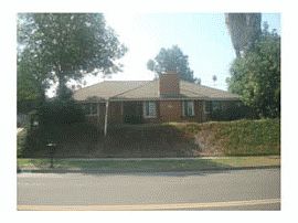 Adorable 4 Bedroom Home with Lovely Pool in Canyon Crest, CA