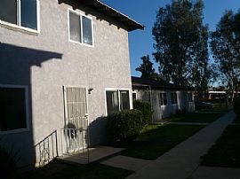 2bed/2bath $695 in Hemet, CA (Photo 2 of 6)