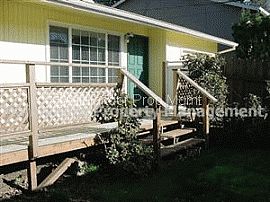 Appealing 3 Bedroom Home with Wood Burning Fireplace in Portland, OR