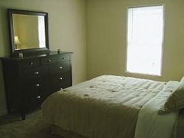 Outstanding 2 Bedroom Apartment - Earn Free Rent in 2011! in Montgomery, AL (Photo 4 of 11)
