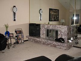 Large, Modern 3 Bedroom Townhouse at Whitman Place in Mequon, WI (Photo 2 of 8)