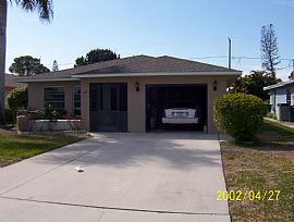 Cute 2 Bedroom Home in Naples Park - Close to Vanderbilt Beach in Naples, FL