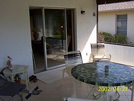 Cute 2 Bedroom Home in Naples Park - Close to Vanderbilt Beach in Naples, FL (Photo 6 of 8)