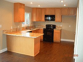 Fabulous 3 Bedroom Home with New Appliances in Sacramento, CA (Photo 2 of 2)