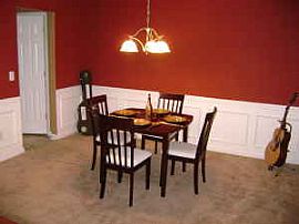 3 Bedroom Townhome Near Gwinnett Place Mall in Norcross, GA (Photo 2 of 4)