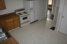 Marvelous 3 Bedroom Home with Basement in Spokane, WA (Photo 2 of 2)