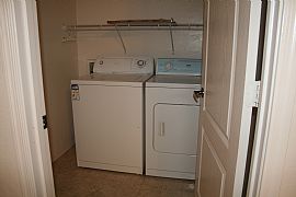 2 Bed / 2 Bath Near Downtown Phoenix in Phoenix, AZ (Photo 6 of 10)