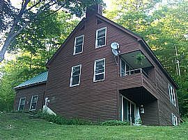 Secluded 3 Br 2 Ba House on More Than 10 Acres! in Tunbridge, VT