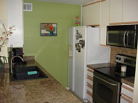 1 Bedroom Remodeled Condo in Scottsdale Oldtown in Scottsdale, AZ (Photo 2 of 7)