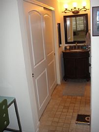 1 Bedroom Remodeled Condo in Scottsdale Oldtown in Scottsdale, AZ (Photo 4 of 7)