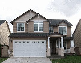 Remarkable 4 Bedroom Home with Office in Vancouver, WA