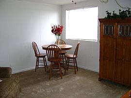 Hampton Court Apartments in Lawrence, KS (Photo 2 of 3)