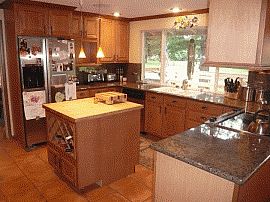 Extravagant 4 Bedroom Home with Everything in Federal Way, WA (Photo 2 of 2)