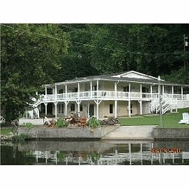 Majestic 4 Br 3 Ba Renovated Rental in Mobile, AL