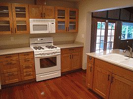 Gracious 3 Bedroom Home with Many Windows in Renton, WA (Photo 2 of 2)