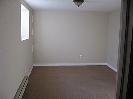 4 Bedroom, 2 Bath, Perfect Inside and Out in Aurora, CO (Photo 11 of 11)