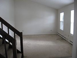 4 Bedroom, 2 Bath, Perfect Inside and Out in Aurora, CO (Photo 3 of 11)